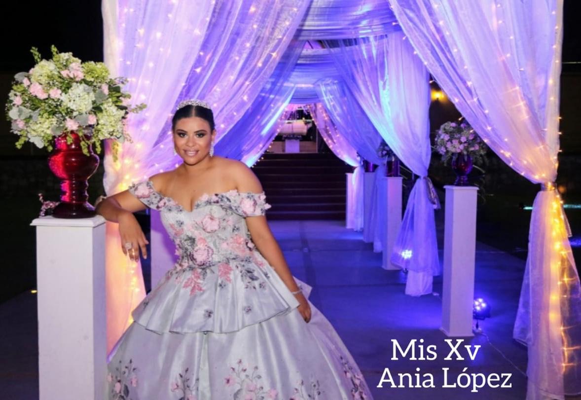 Ania-y-su-inolvidable-fiesta-de-Xv-Añ Ania-y-su-inolvidable-fiesta-de-Xv-Añ